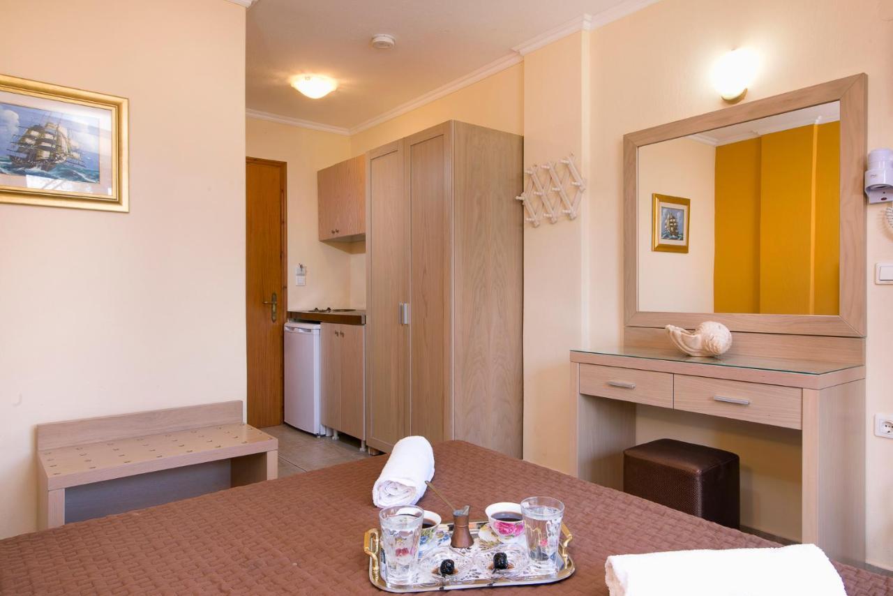 Hotel Thetis タソス エクステリア 写真